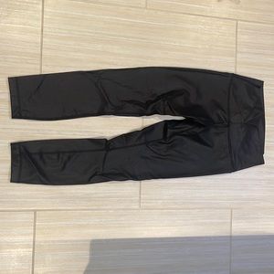 BRAND NEW! Never worn Lululemon leggings